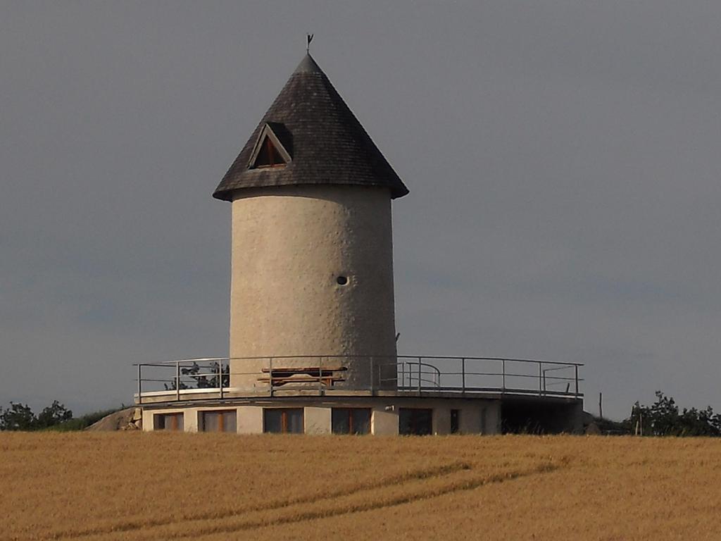 Moulin De Chez Renaud Casa de hóspedes Sousmoulins Exterior foto